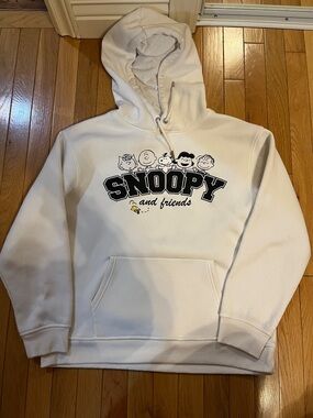 Peanuts Snoopy and Friends white hoodie